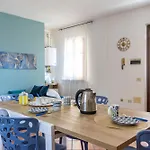 Apartment Golden Tree - Castelletto Ticino - Private Garage - Wifi