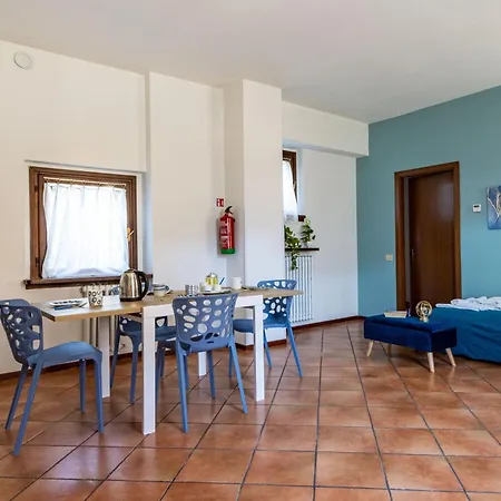 Apartament Golden Tree - Castelletto Ticino - Private Garage - Wifi *