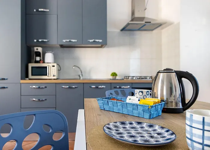 Golden Tree - Castelletto Ticino - Private Garage - Wifi Castelletto sopra Ticino